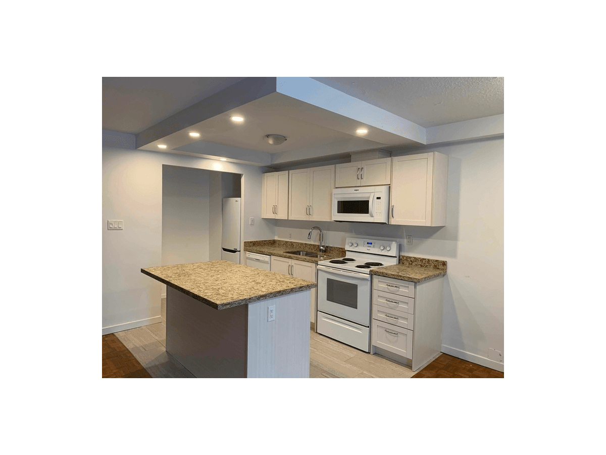 177 St George Street - Photo 1