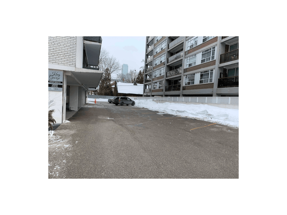 177 St George Street - Photo 10