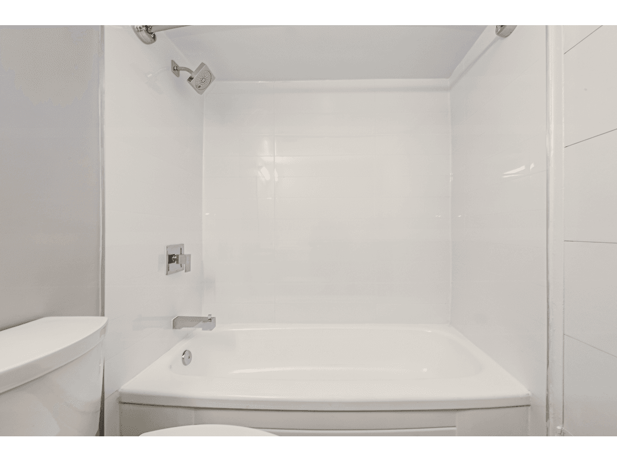 70 Park Street East — 1 BEDROOM - Photo 18