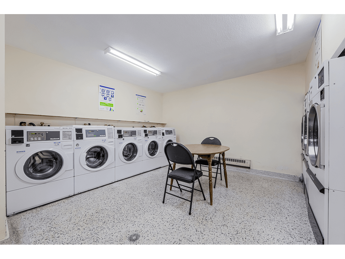 70 Park Street East — 1 BEDROOM - Photo 19
