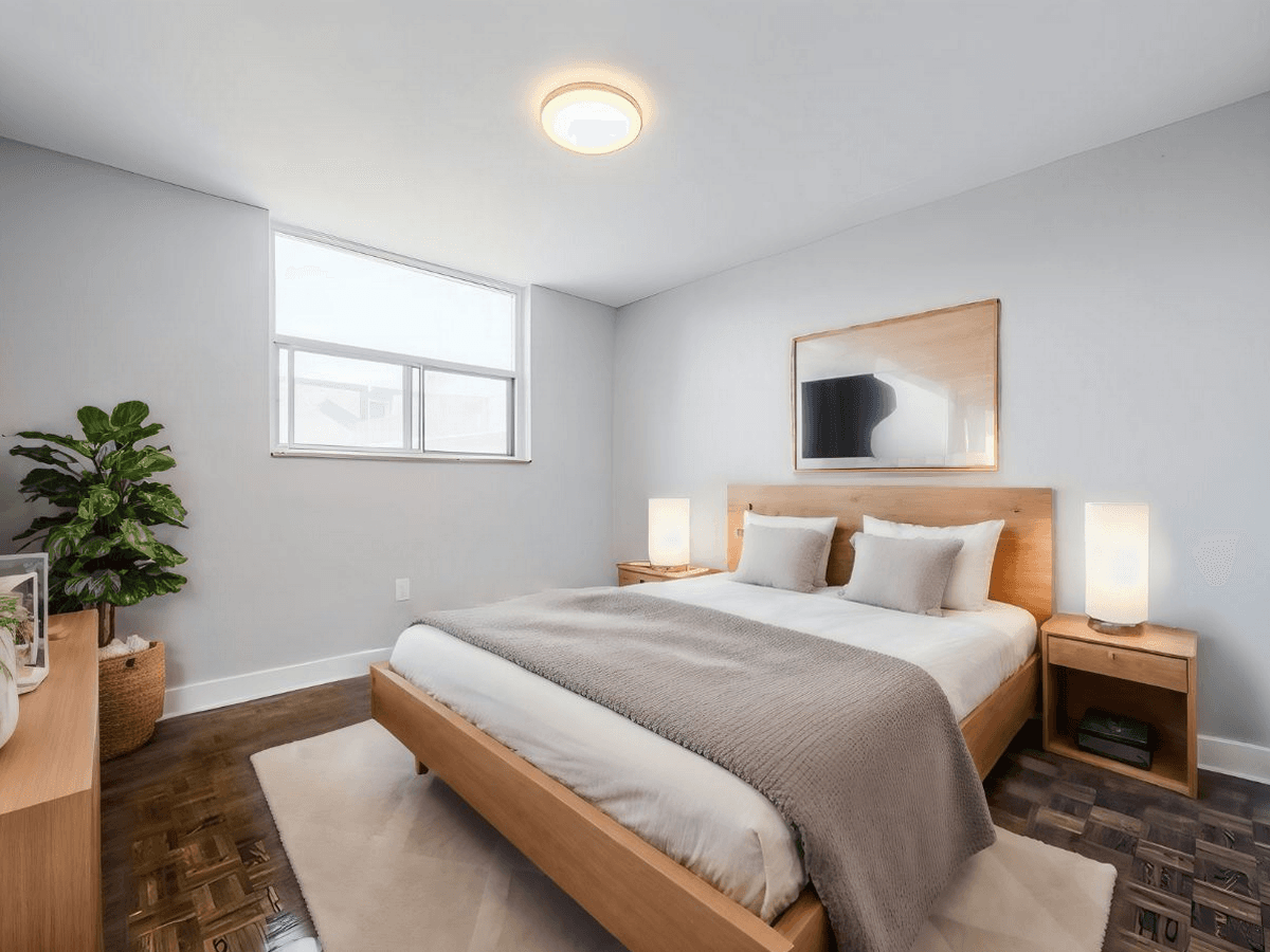 70 Park Street East — 1 BEDROOM - Photo 3