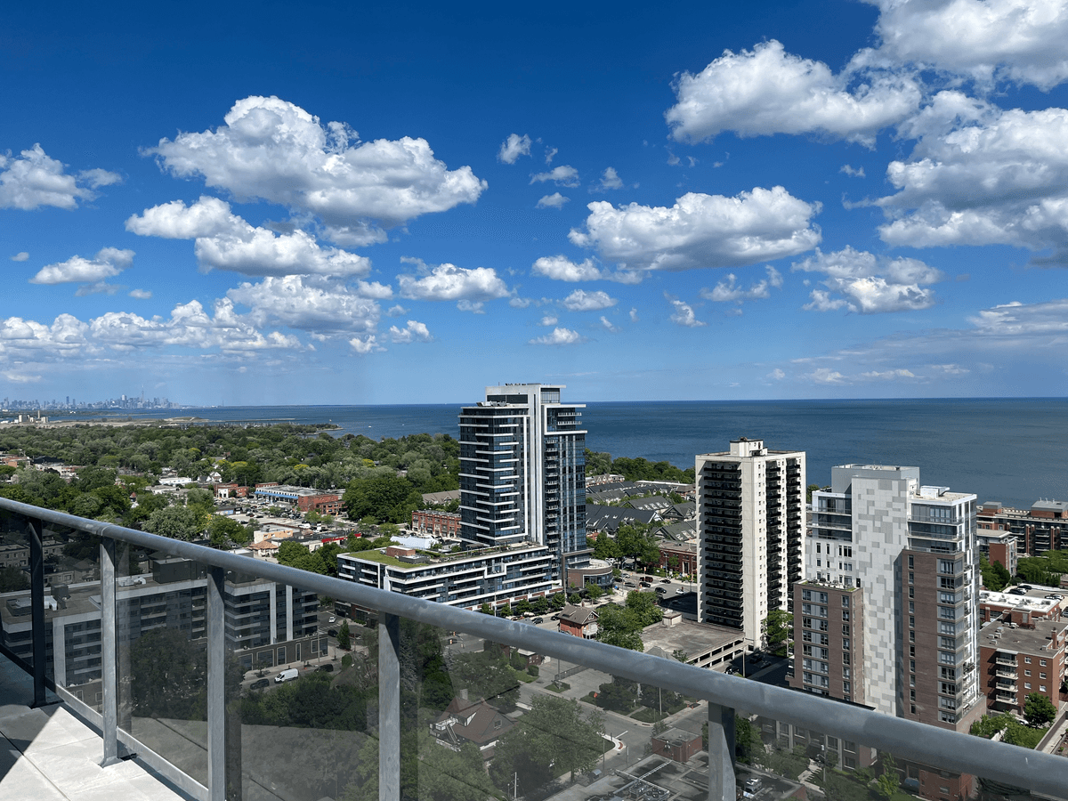 70 Park Street East — 1 BEDROOM - Photo 4