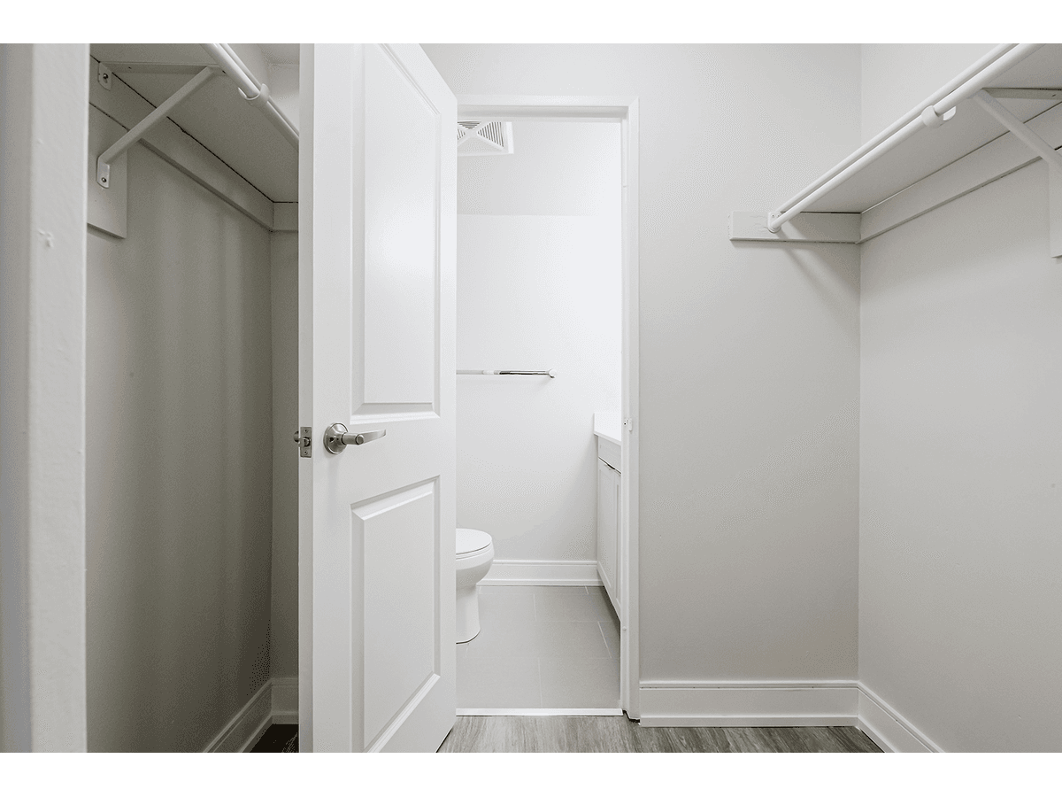 75 Eastdale Ave — 1 Bedroom (A) - Photo 20