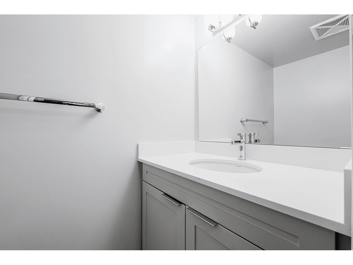 75 Eastdale Ave — 1 Bedroom (A) - Photo 21
