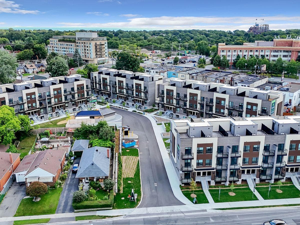 Towns On Danforth — The Kew - Photo 22