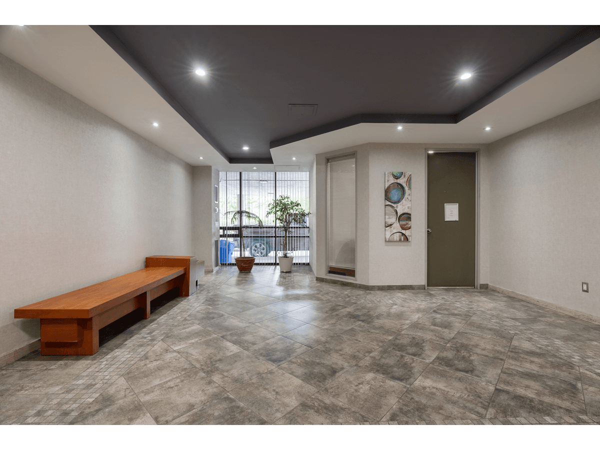 8 Lomond Drive — 3 Bedroom - Photo 17