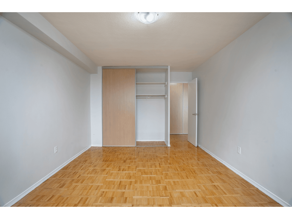 8 Lomond Drive — 3 Bedroom - Photo 9