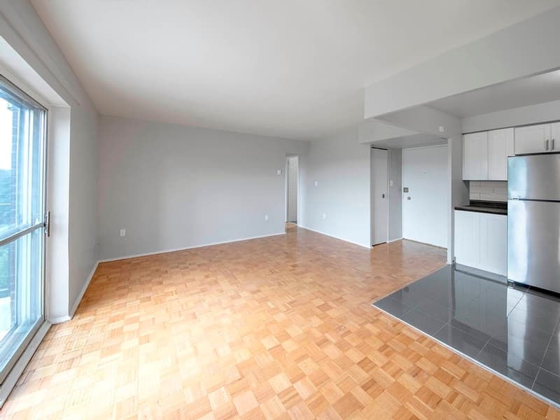 5-30 Glenn Wood Place — 3 bedrooms - Photo 5