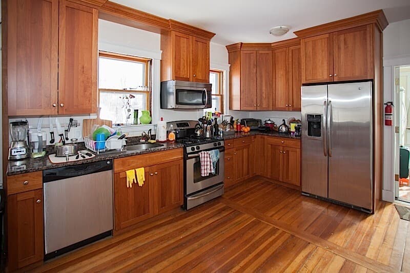 32 Hawthorne St - 2 - Photo 1