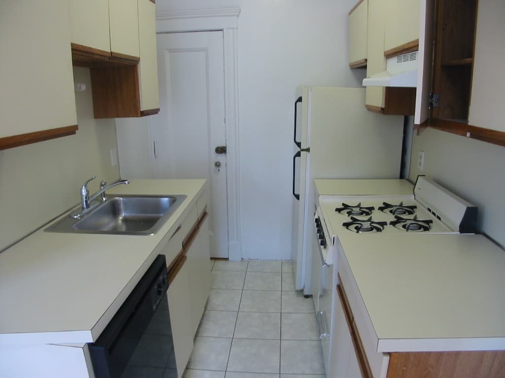 22 Chauncy St - Photo 2