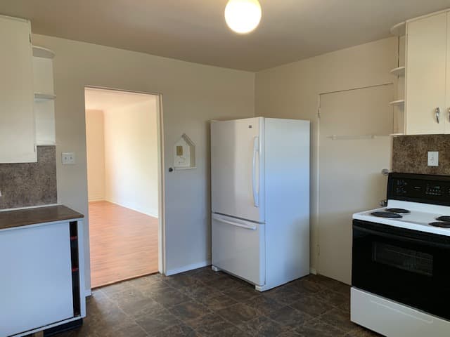 10120 103 Avenue M - Photo 5