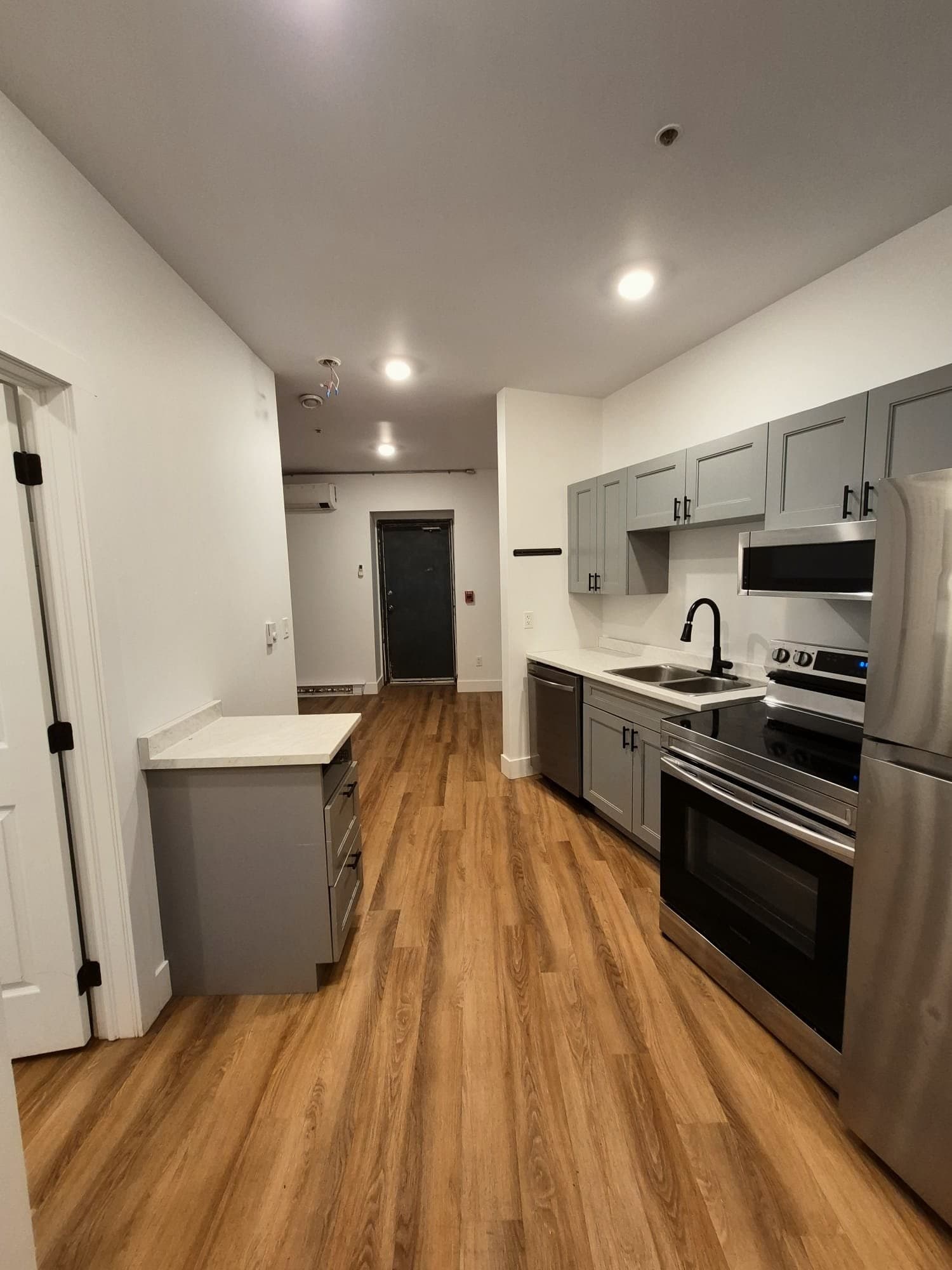 199 Union Street 306 - Photo 2