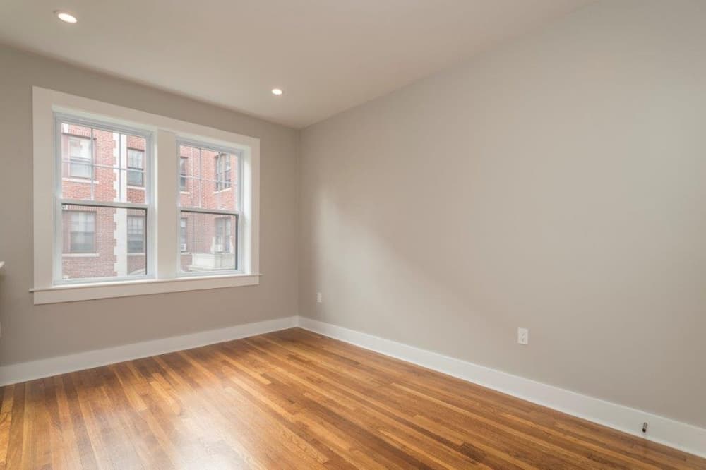 16 Forest St - Photo 8