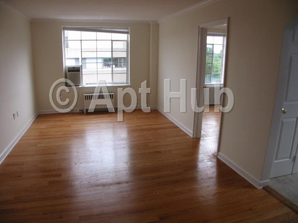 60 Brattle St - Photo 1