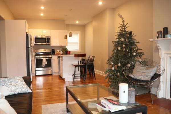 26 John F. Kennedy St - 8 - Photo 1
