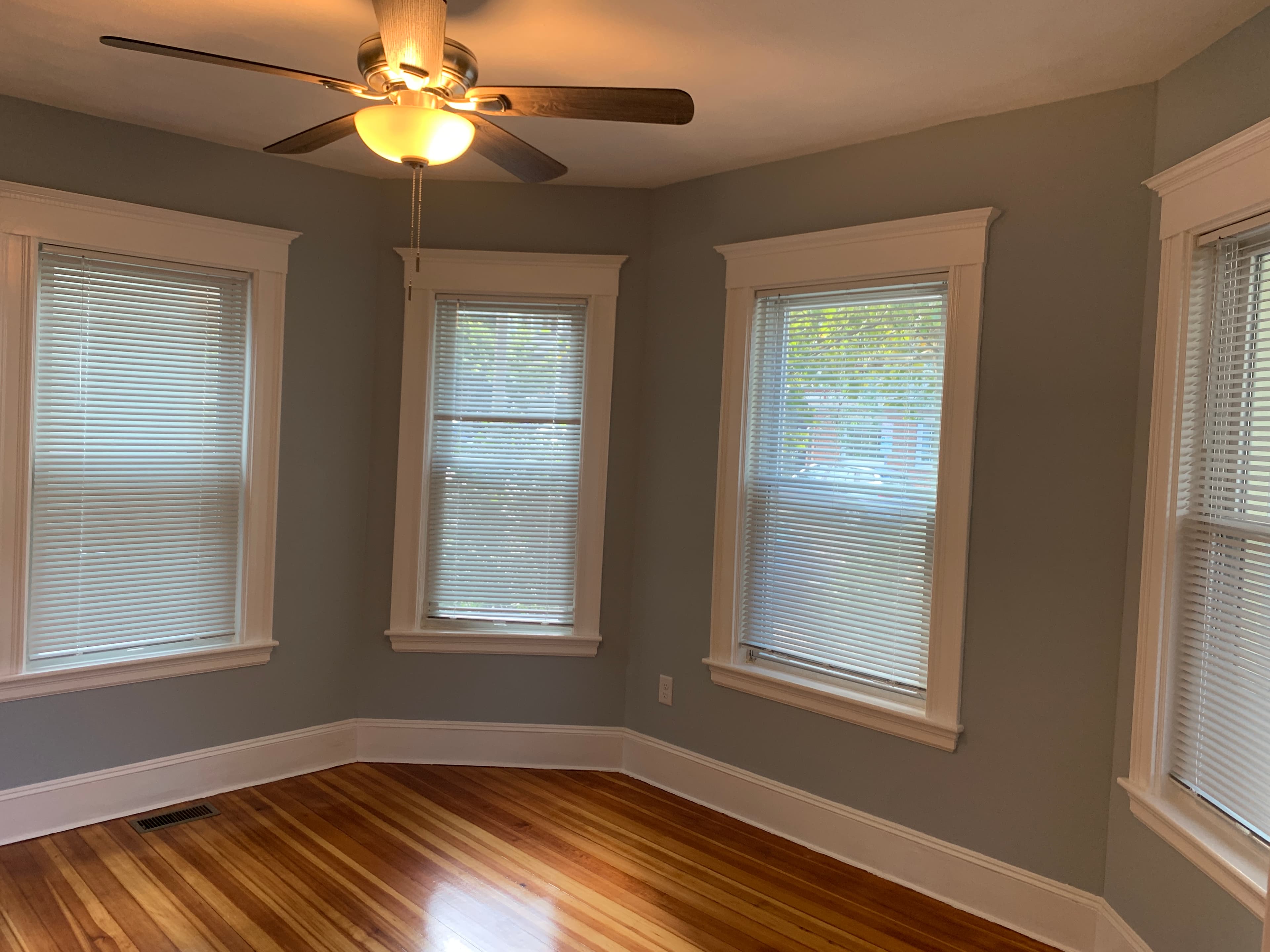 307 Highland Ave - 1 - Photo 1