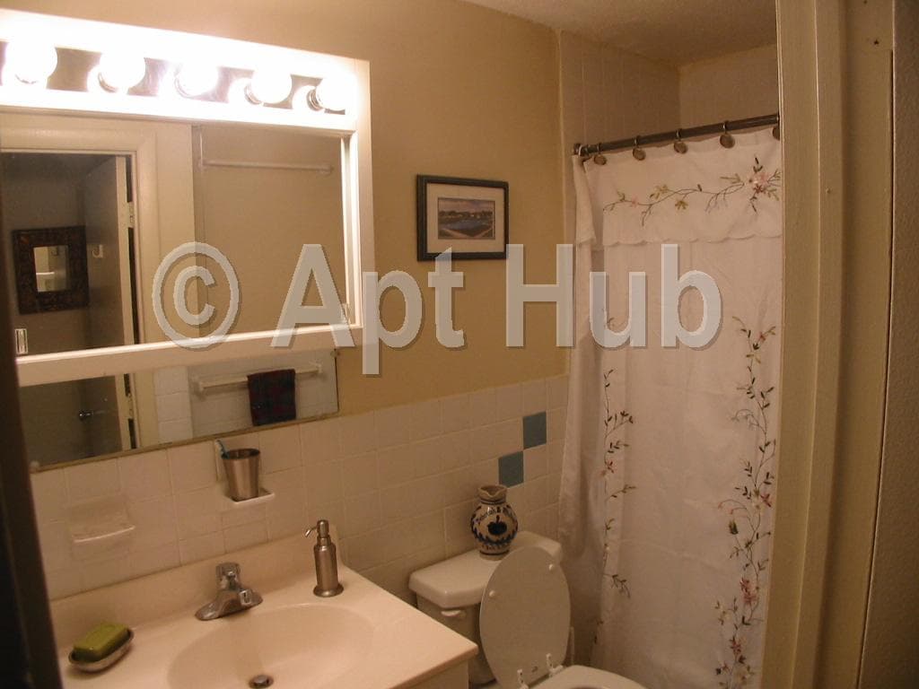 375 Harvard St (1) - Photo 6