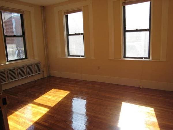 48 JFK Street - Photo 2