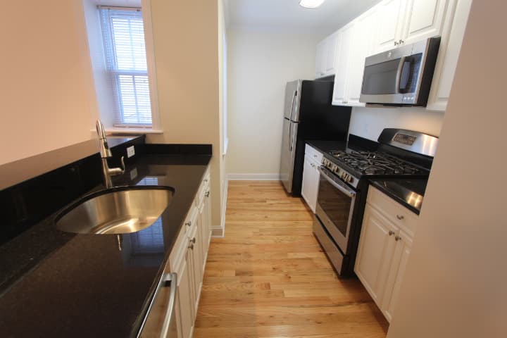 55 Langdon - Photo 1