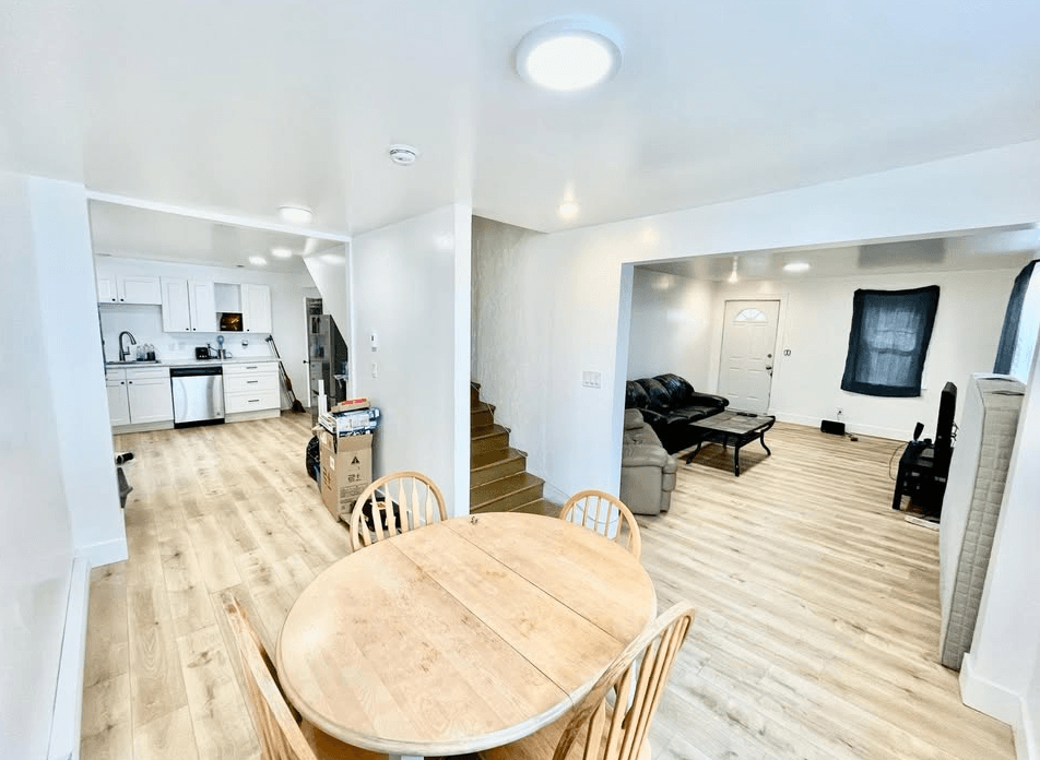 285 Saint John Street 285 - Photo 2
