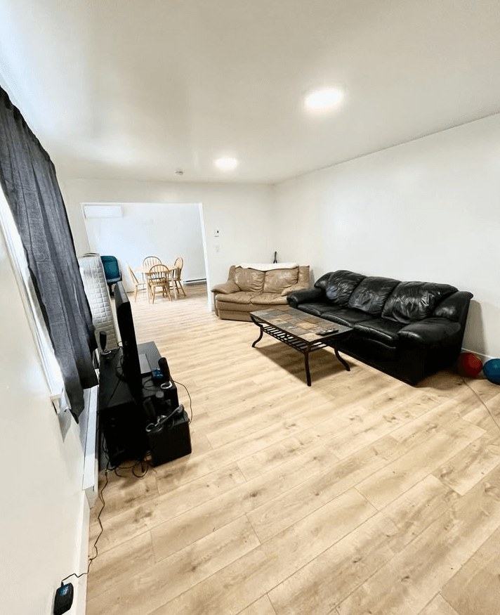 285 Saint John Street 285 - Photo 5