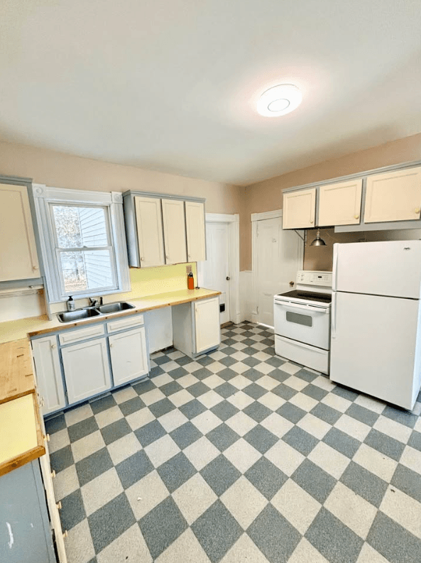 128 Gill Street Room 2 - Photo 2