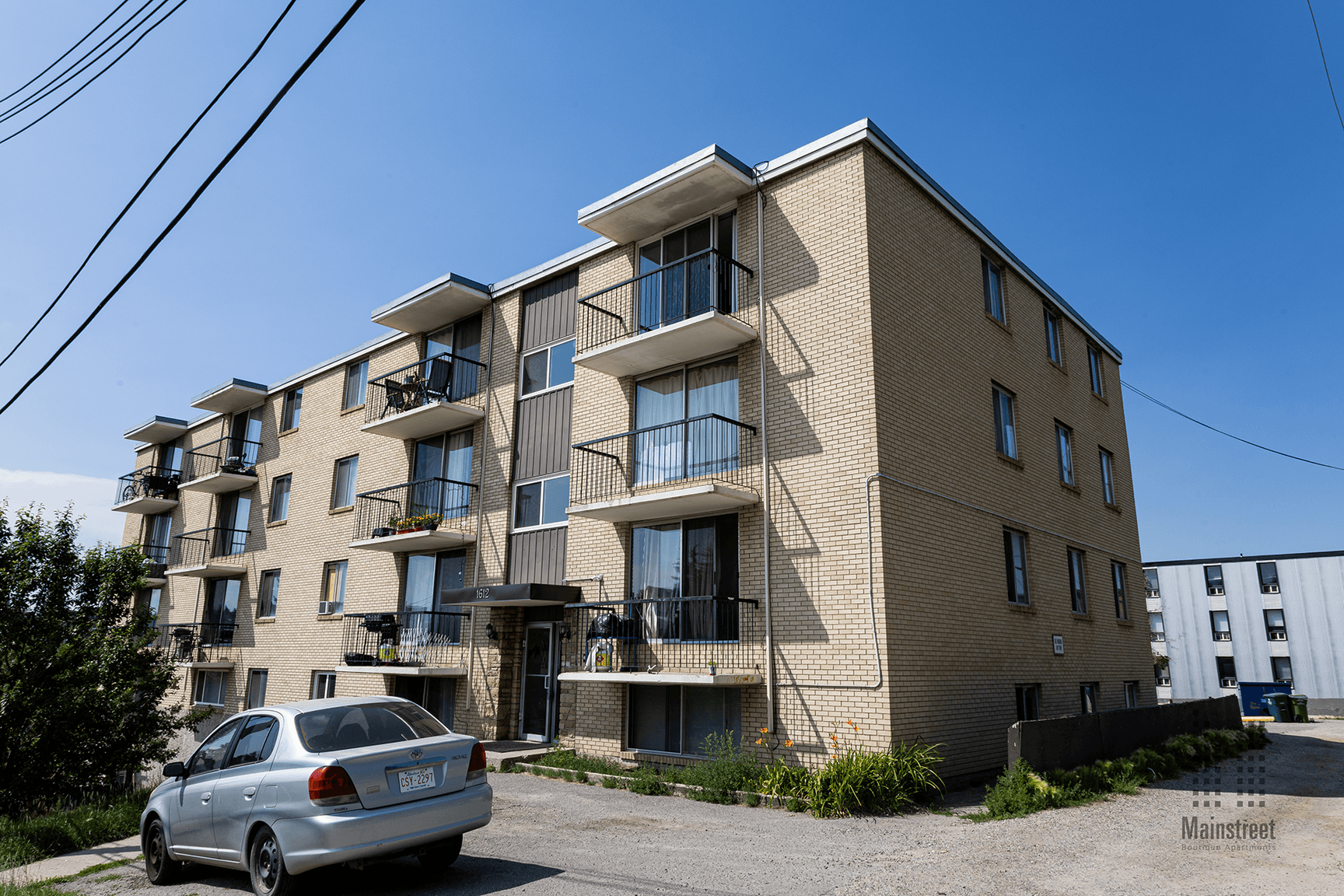 1612 Apartments — 1 bedroom - Photo 1