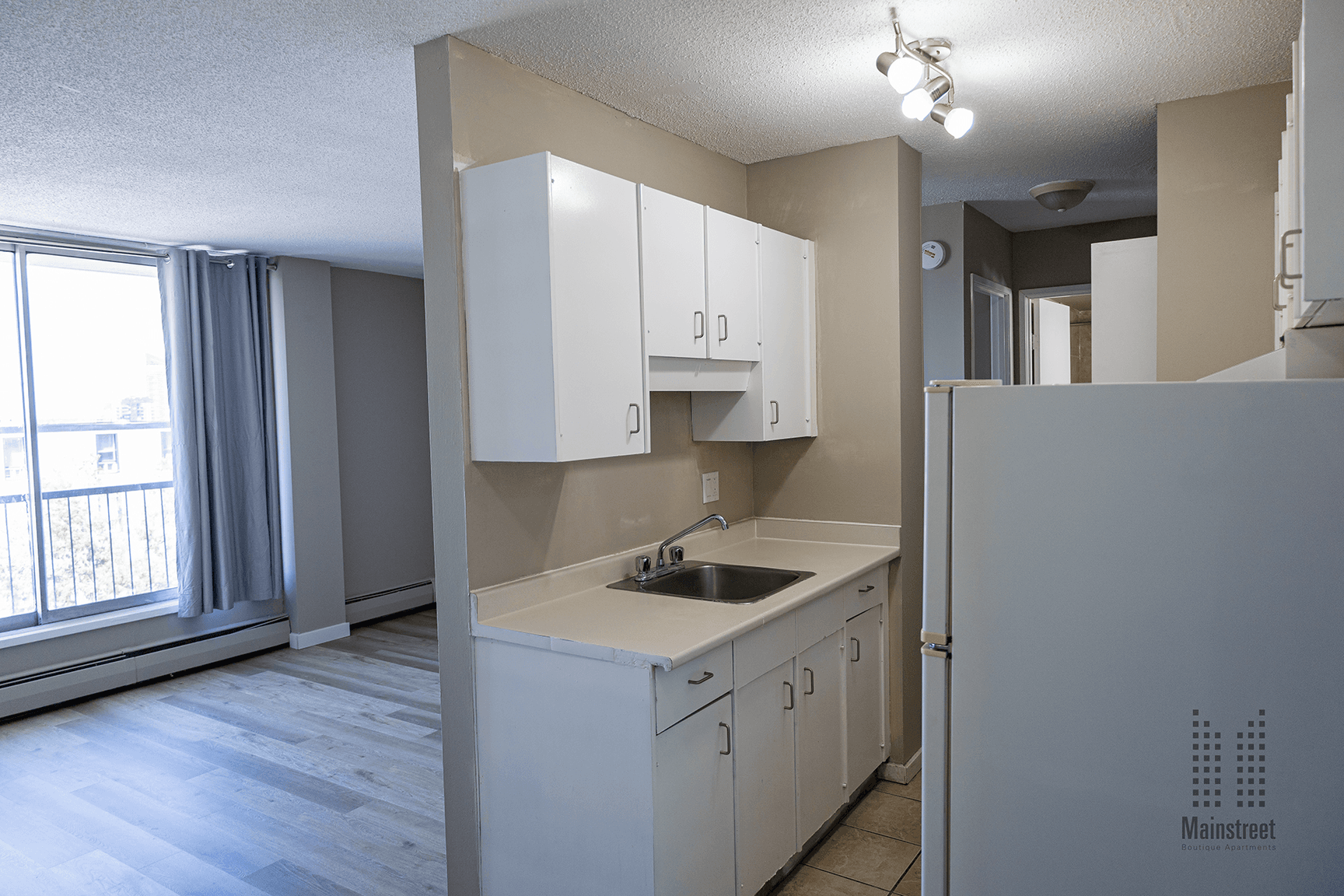 1612 Apartments — 1 bedroom - Photo 6
