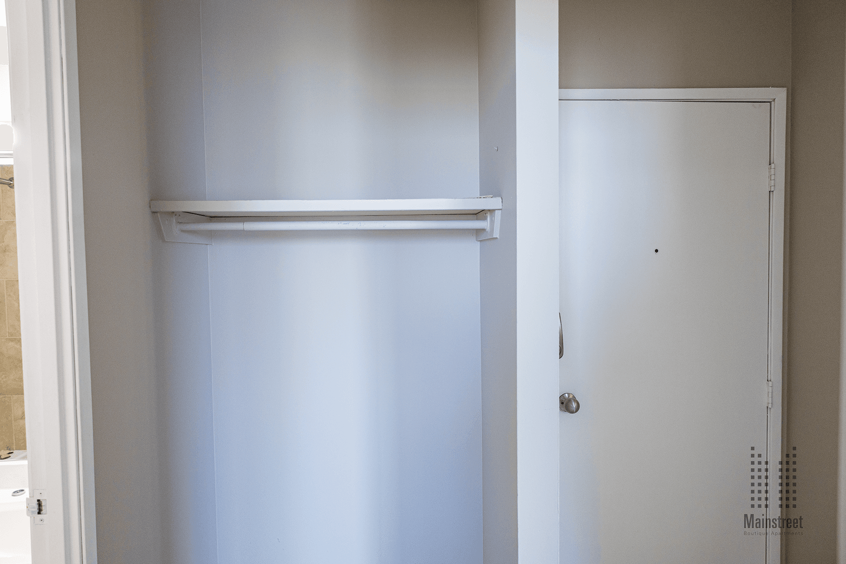 1612 Apartments — 1 bedroom - Photo 8