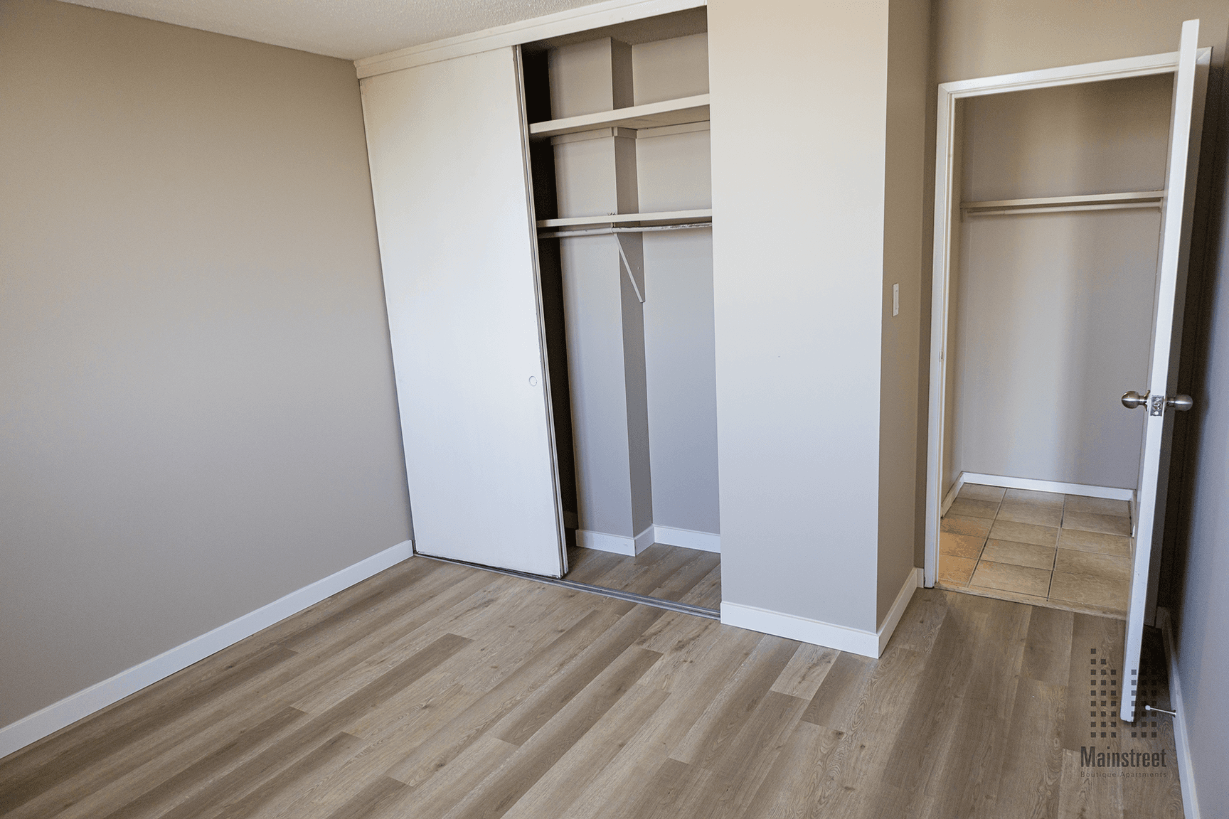 1612 Apartments — 1 bedroom - Photo 10