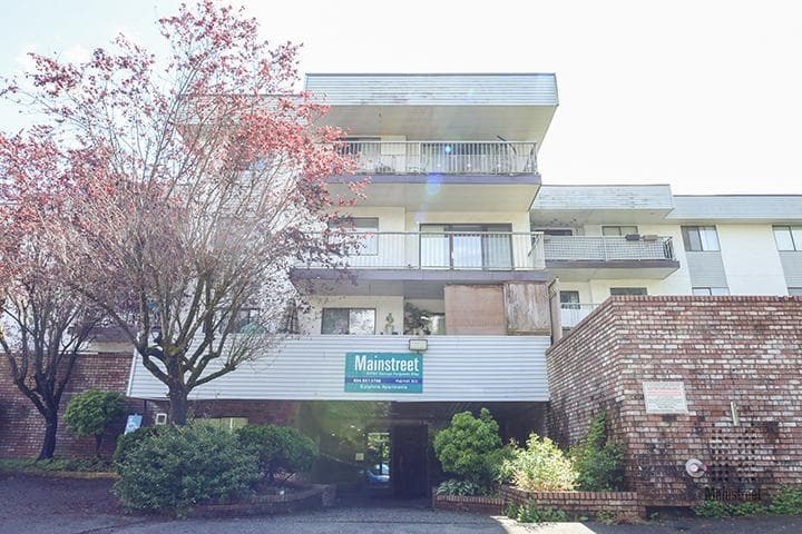 Sunshine Apartments - Photo 11