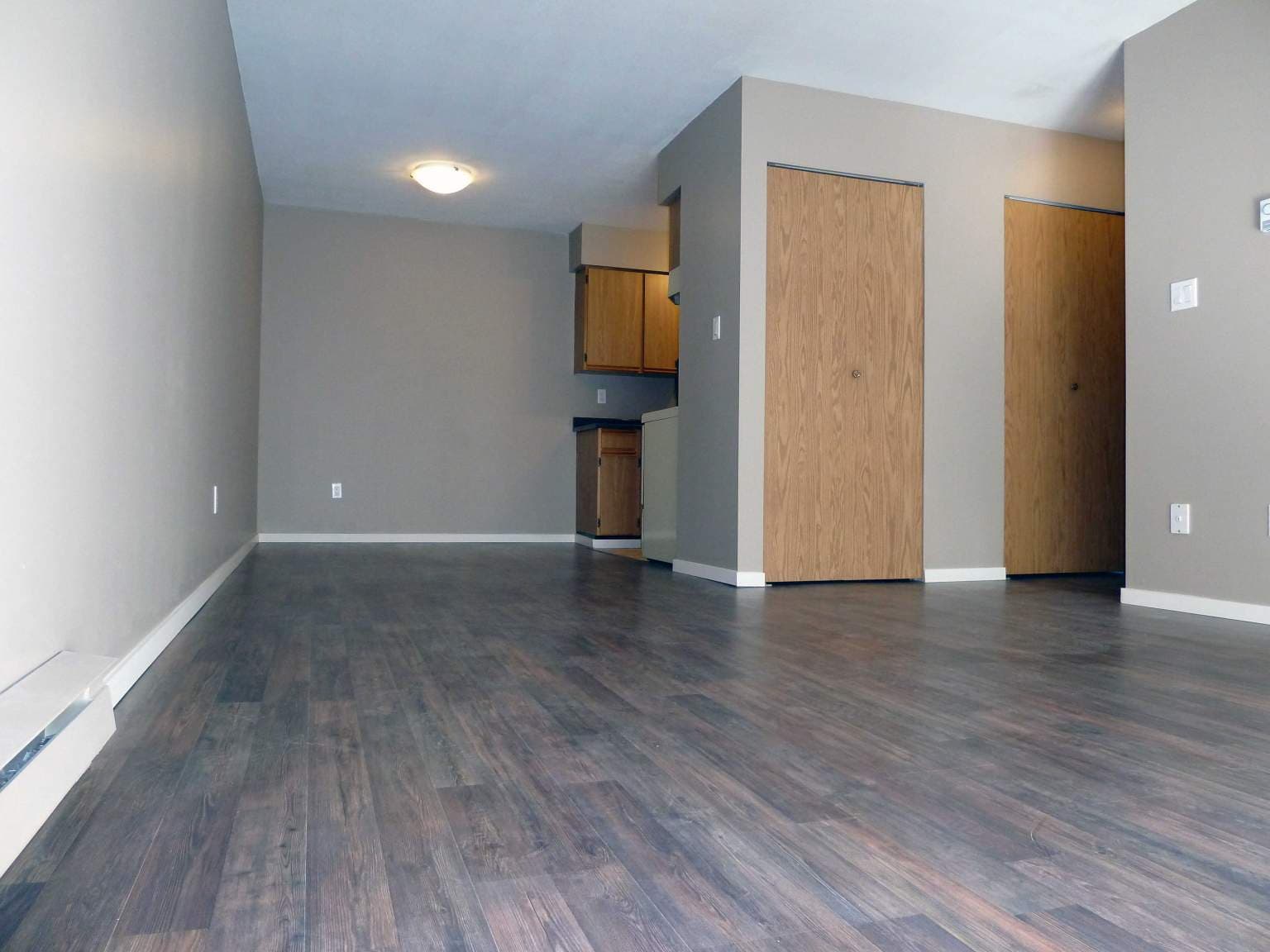 Sunshine Apartments - Photo 4