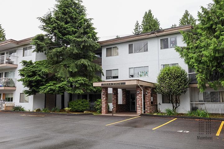 Villa Vista Apartments — Bachelor