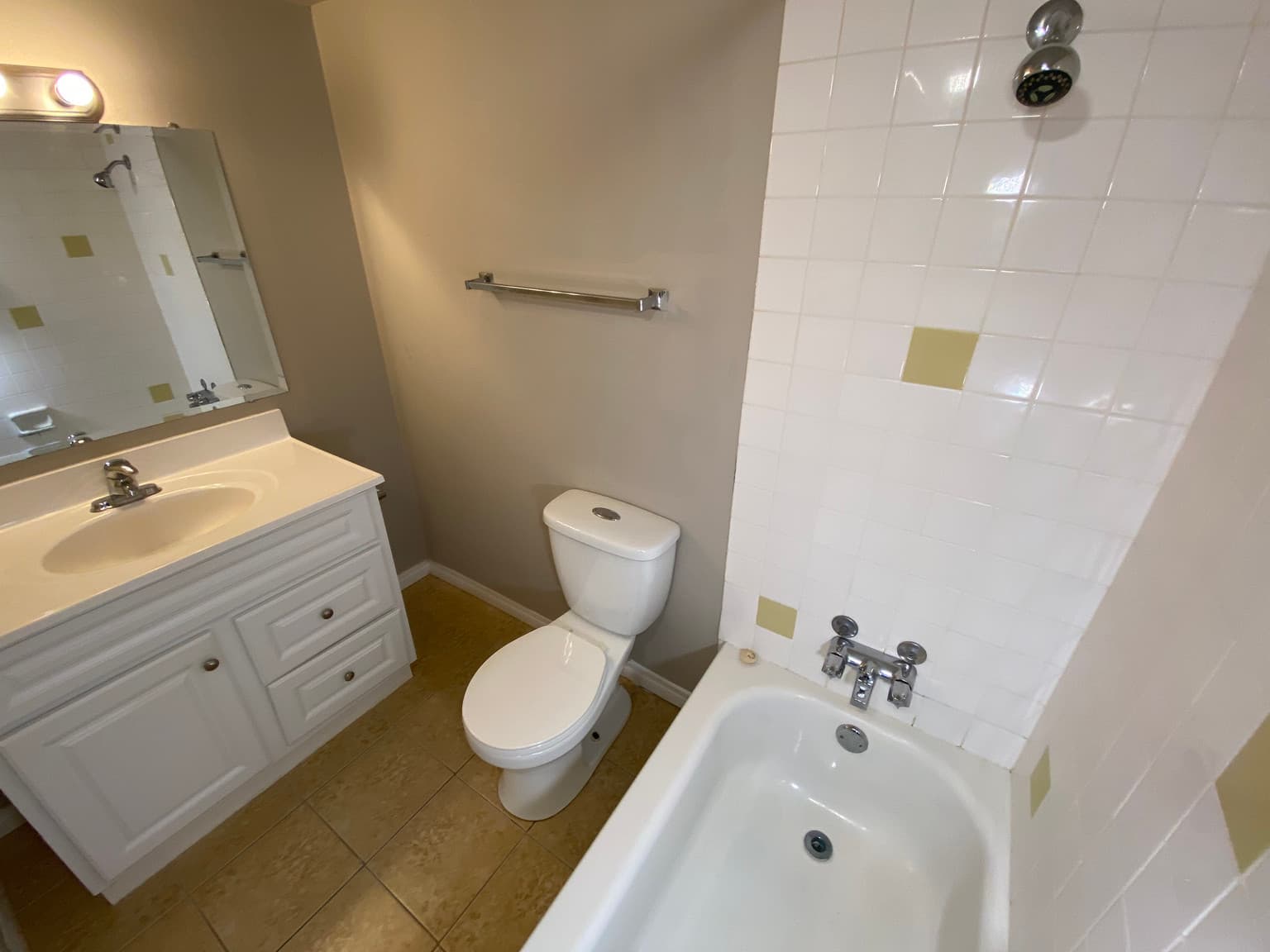 Cedartree Village — 1 bedroom - Photo 6