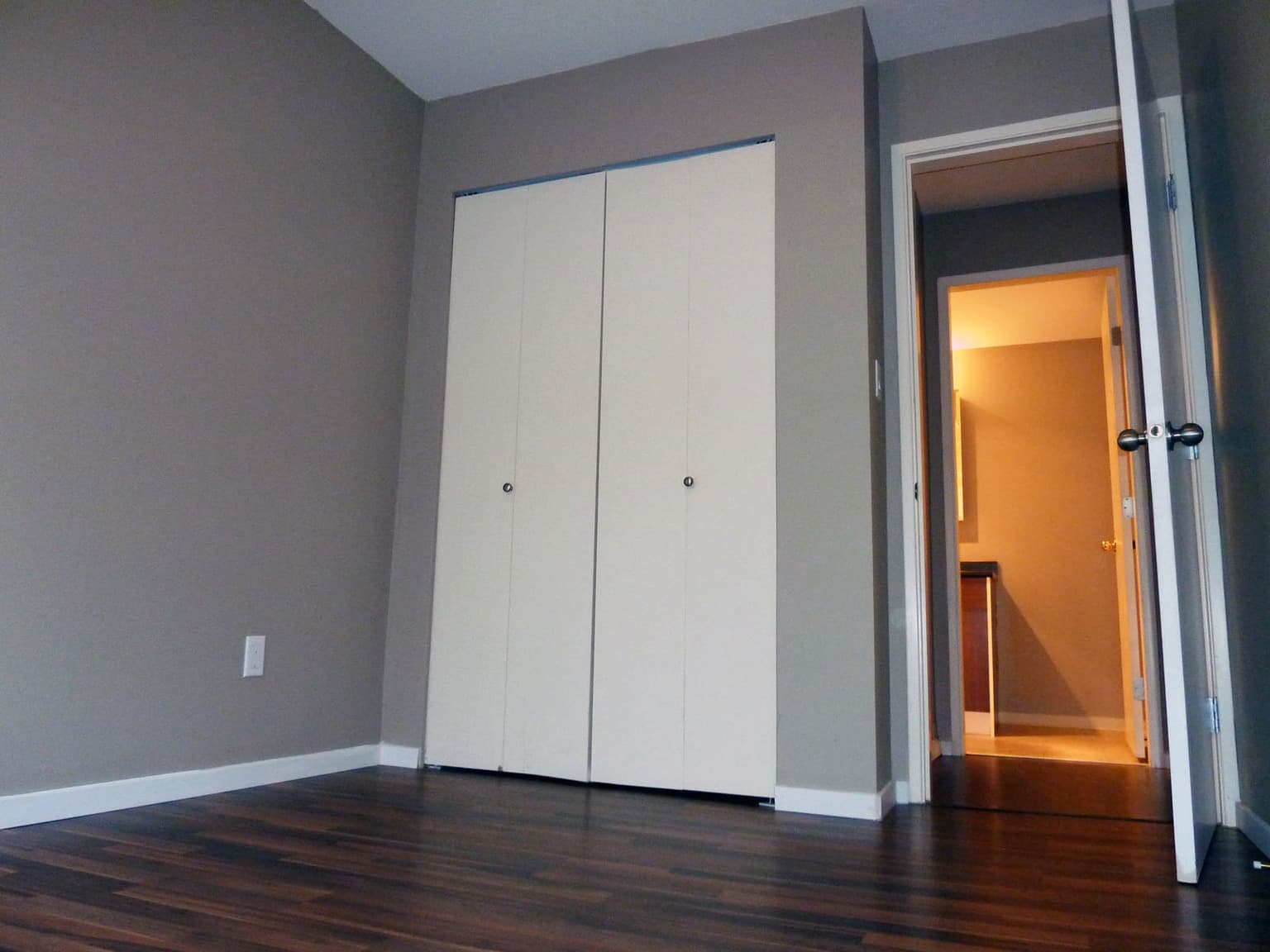 Gateway Place — 2 bedroom - Photo 9