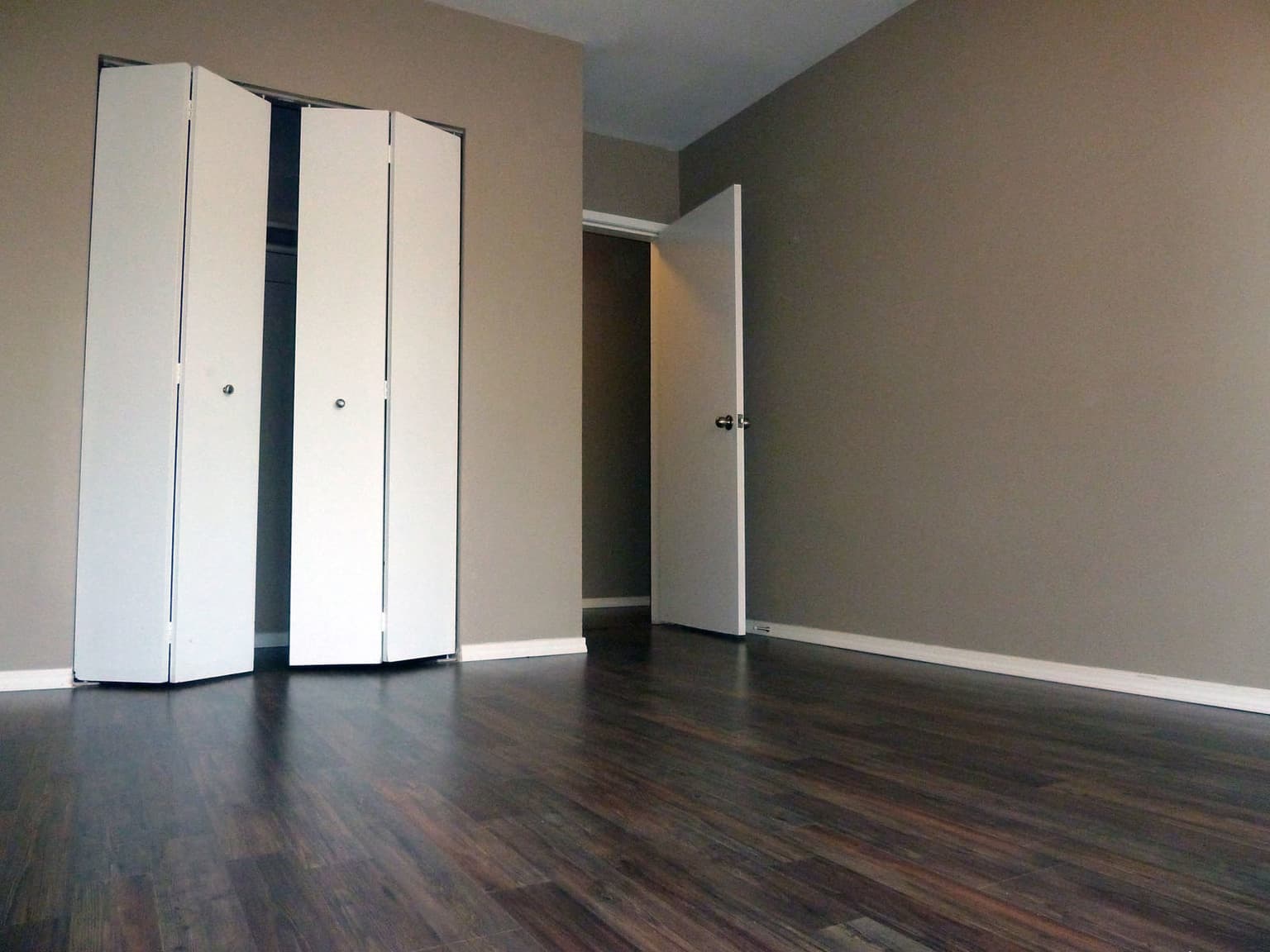 Gateway Place — 2 bedroom - Photo 10