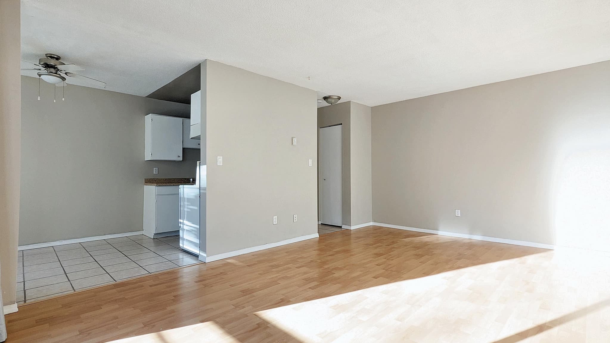 Pacific Park Apartments — 1 bedroom - Photo 3