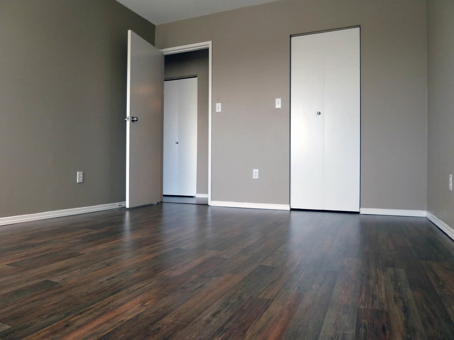 Imperial Parkside — 1 bedroom - Photo 7