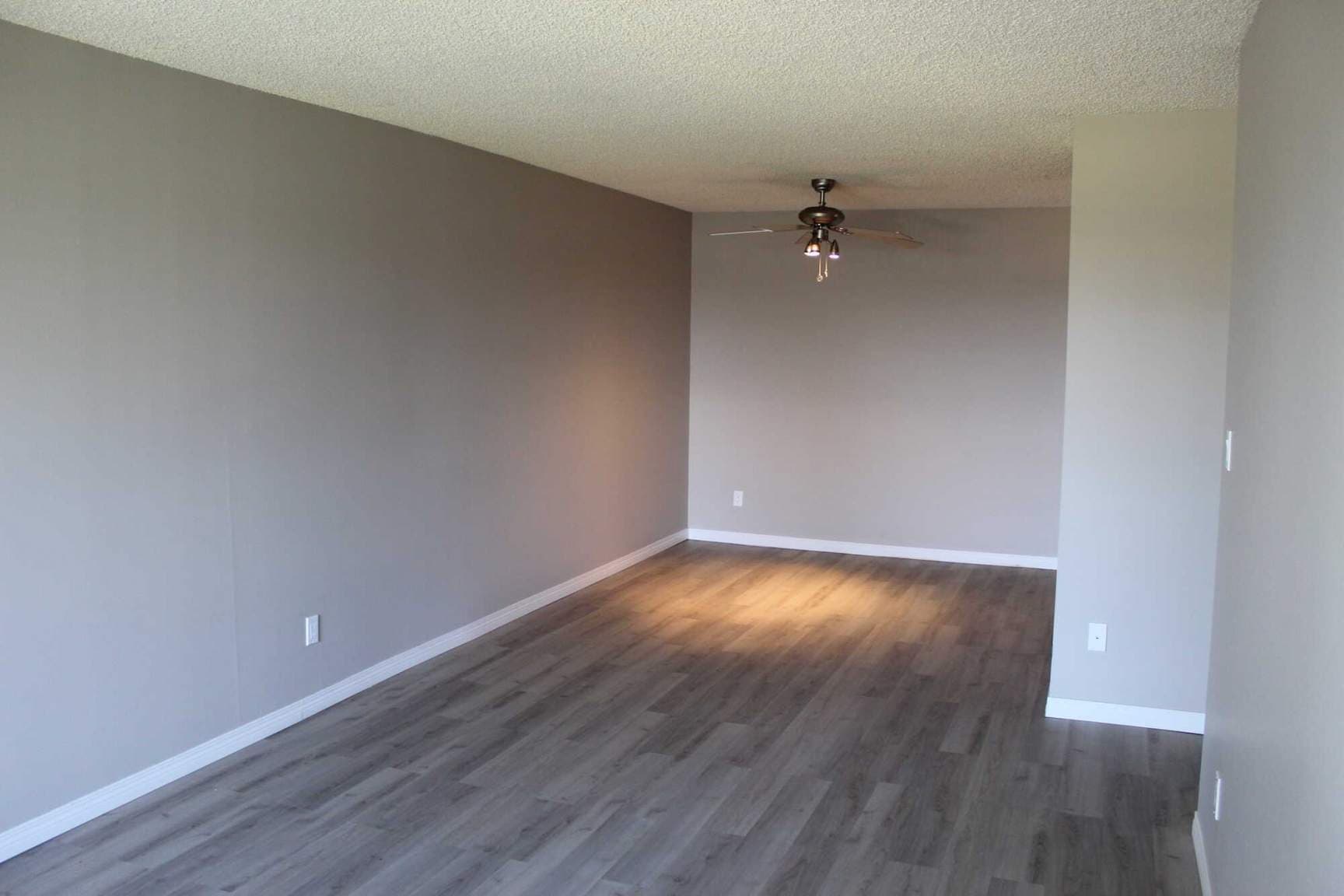 Bonaventure Apartments — 2 bedroom - Photo 12
