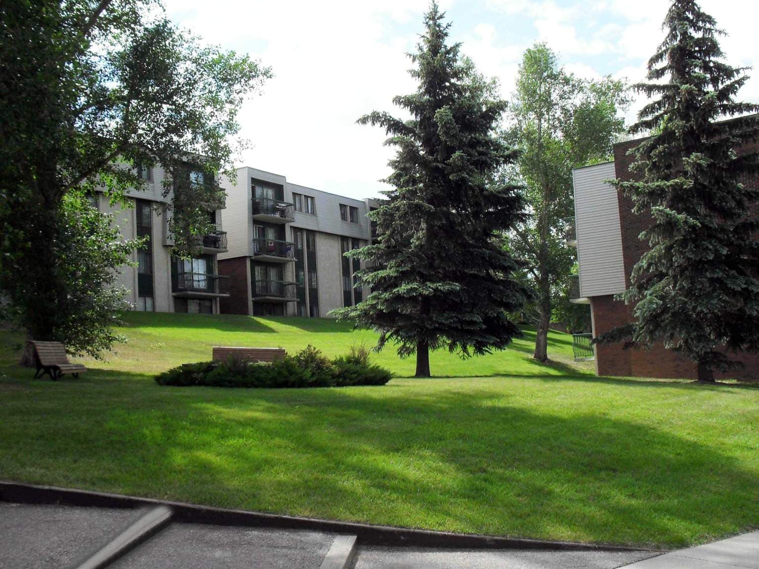 Bonaventure Apartments — 2 bedroom - Photo 5