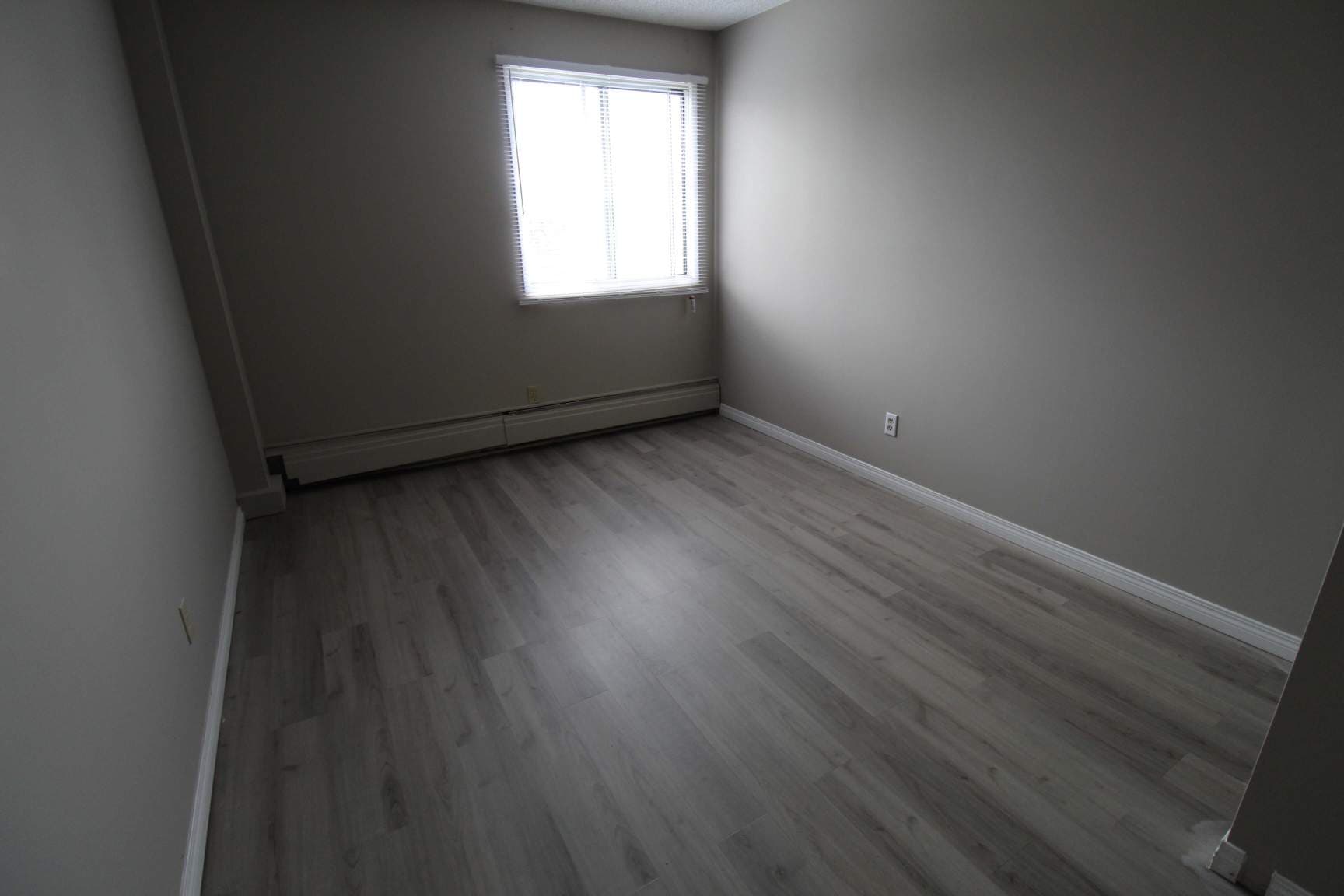 Bonaventure Apartments — 2 bedroom - Photo 10