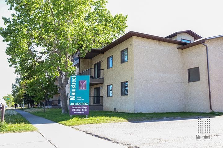 Falconcrest Village - Photo 14