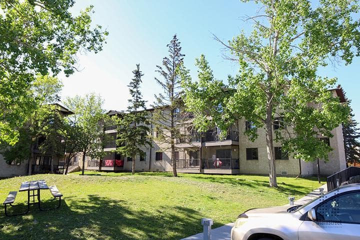 Falconcrest Village - Photo 16