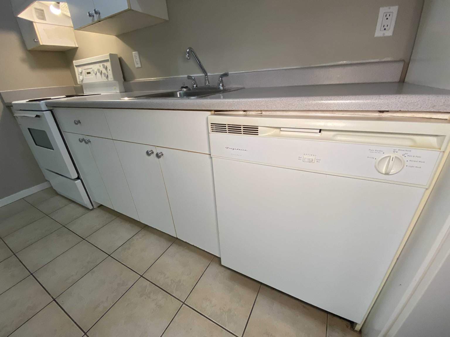 Haddon Arms — 1 bedroom - Photo 12