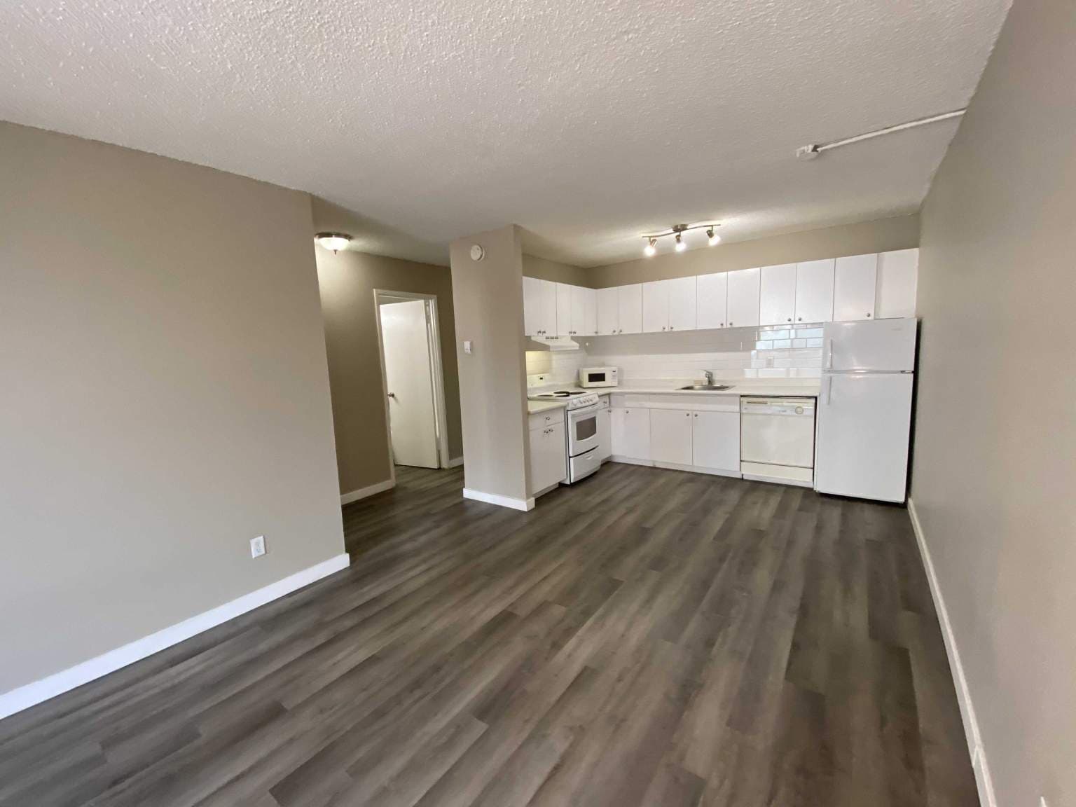 Mainstreet Place - Photo 4
