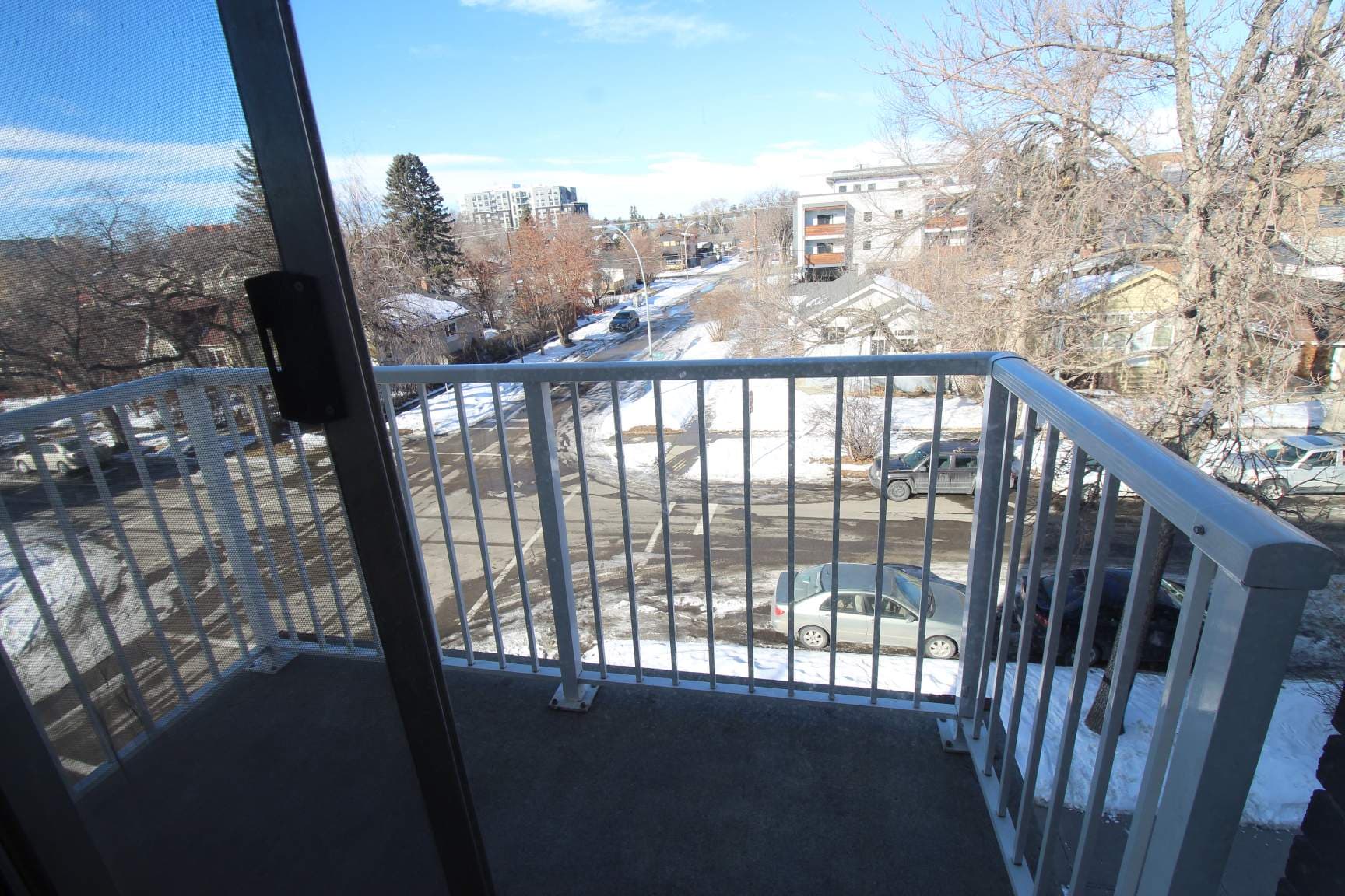 North Hill Manor - Photo 4