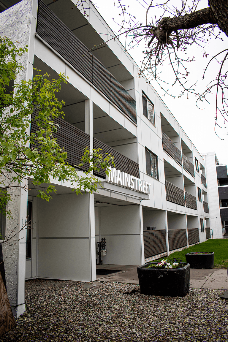 Spring Garden Terrace — Bachelor - Photo 9