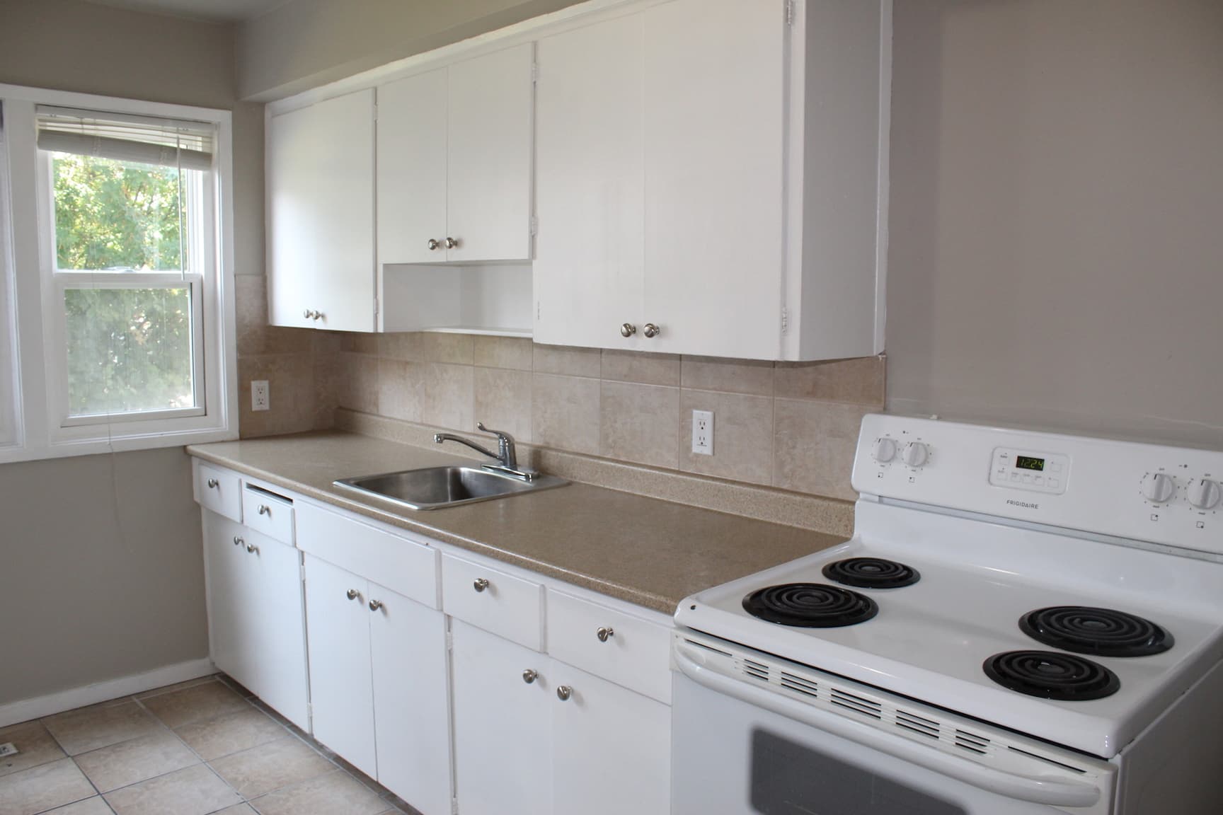 Trevella Townhomes — 2 bedroom - Photo 12