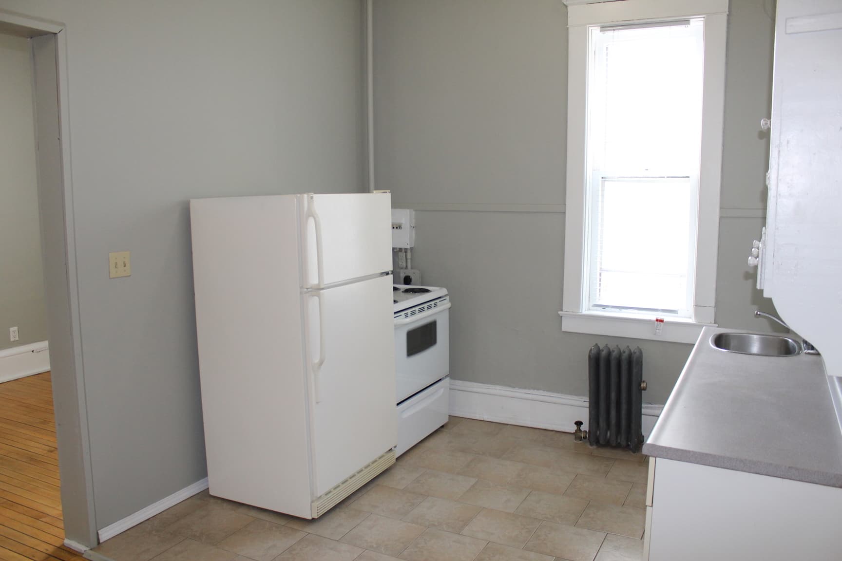 Coronation Place — 2 bedroom - Photo 9