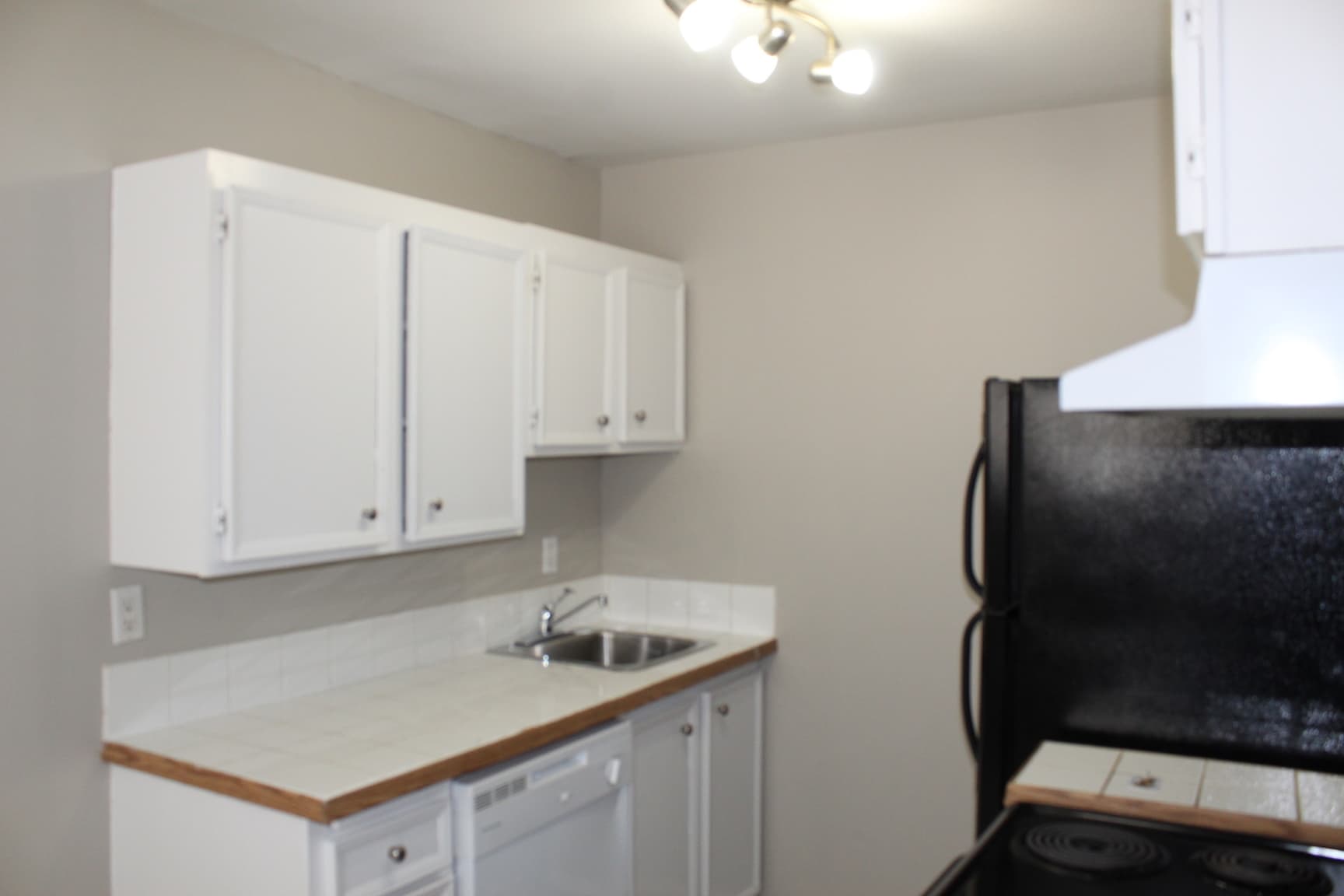 Booth Apartments — 1 bedroom - Photo 5